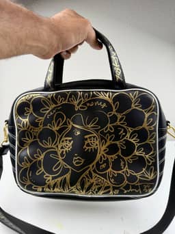 Snoozy x Blue Alien Bunny 2026 Sabet Hand-Painted Bag — thumbnail 6