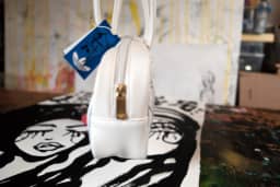White Lily Sabet Hand-Painted Bag — thumbnail 7