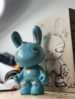 Stitch Bunny x Super Plastic 2025 Sabet — thumbnail 3