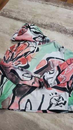 Sketchbook Series 2023 Sabet 1/1 NFT + 2023 Hoodie — thumbnail 2